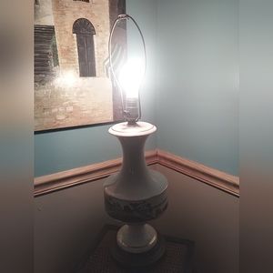 Vintage ceramic tropical painted lamp.